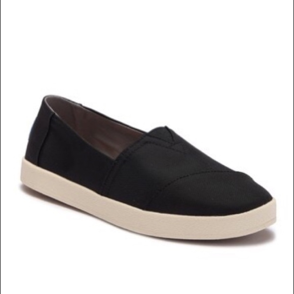 TOMS shoes